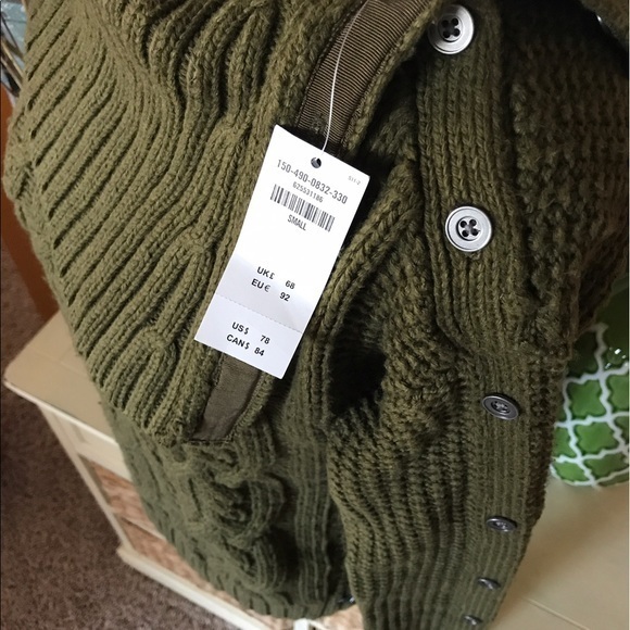 NWT Abercrombie & Fitch Side Button Cable Sweater - Picture 7 of 7
